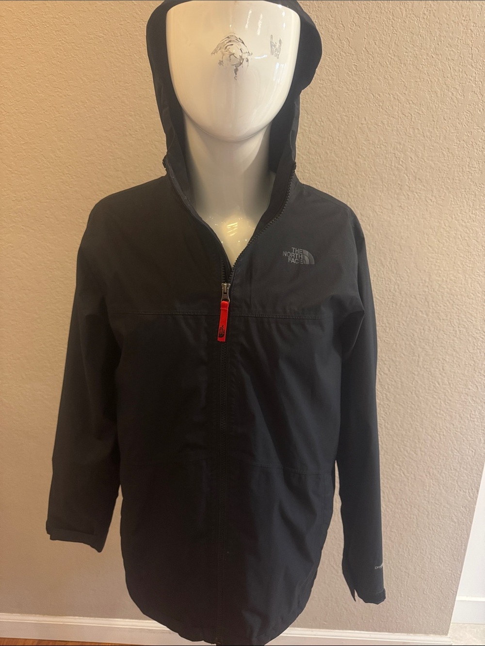 The North Face Black Hooded Shell boys size extra large 18/20